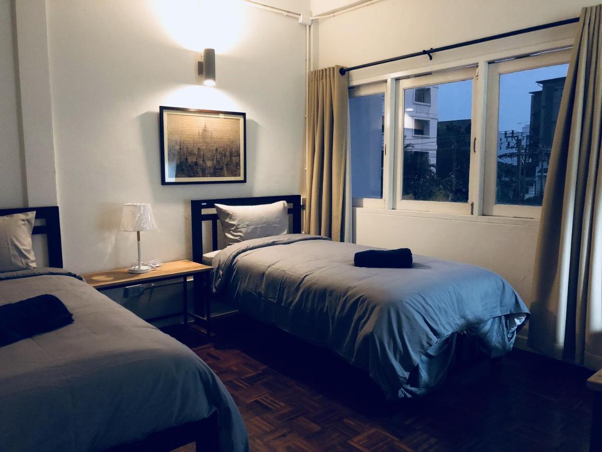 Pingplalee Female House Bed & Breakfast Банкок Екстериор снимка