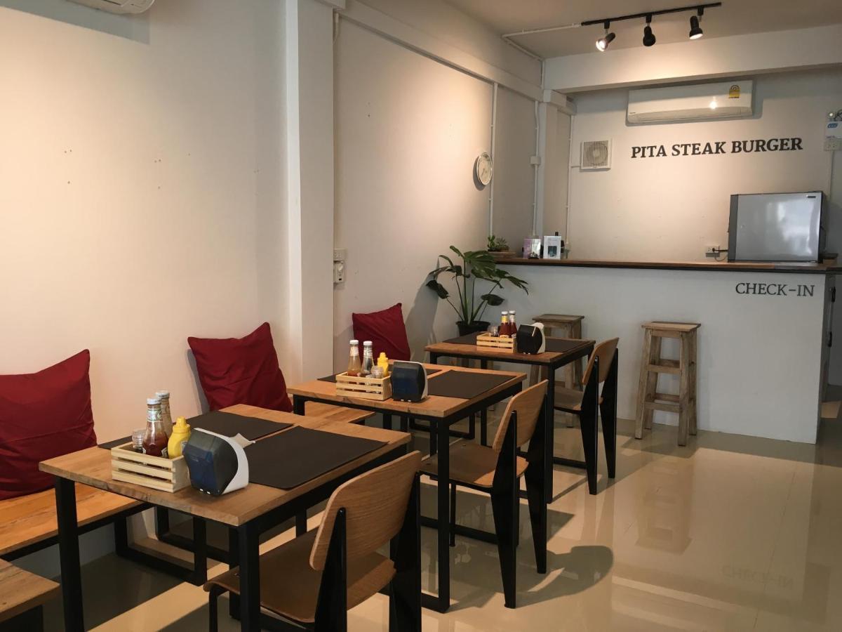 Pingplalee Female House Bed & Breakfast Банкок Екстериор снимка