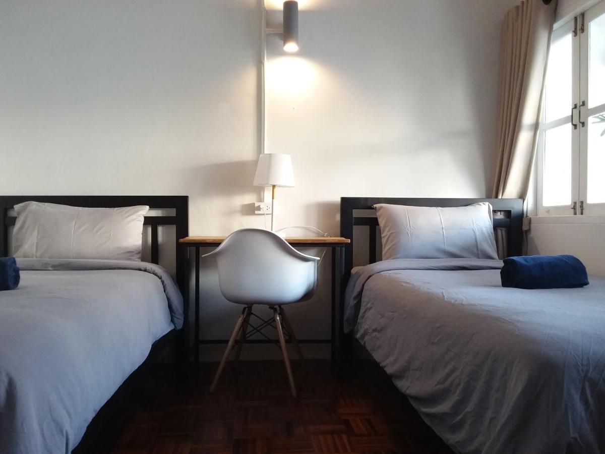 Pingplalee Female House Bed & Breakfast Банкок Екстериор снимка