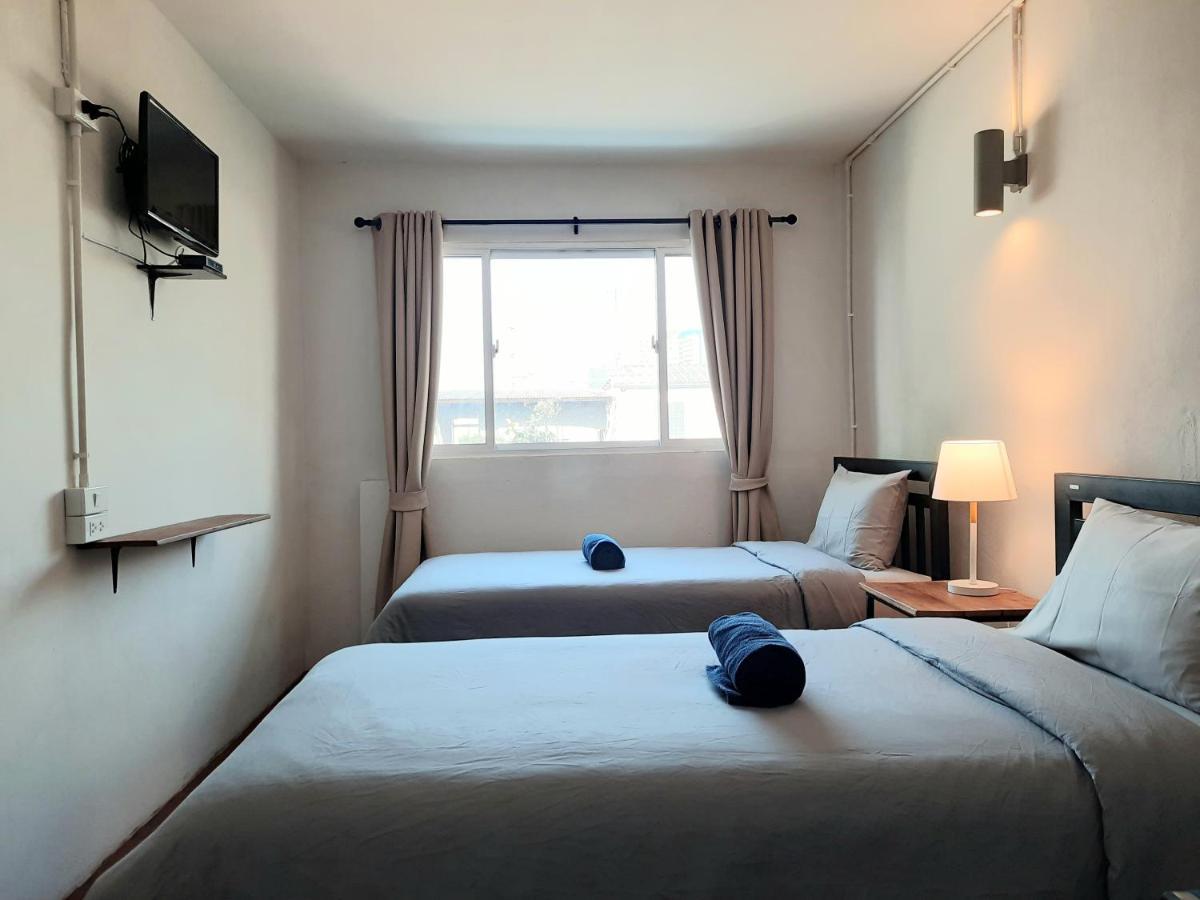 Pingplalee Female House Bed & Breakfast Банкок Екстериор снимка
