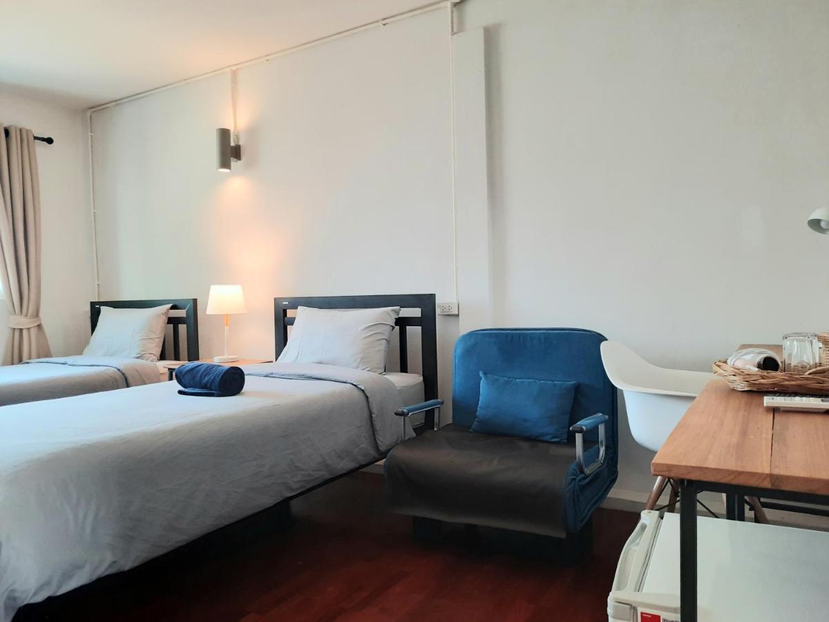 Pingplalee Female House Bed & Breakfast Банкок Екстериор снимка